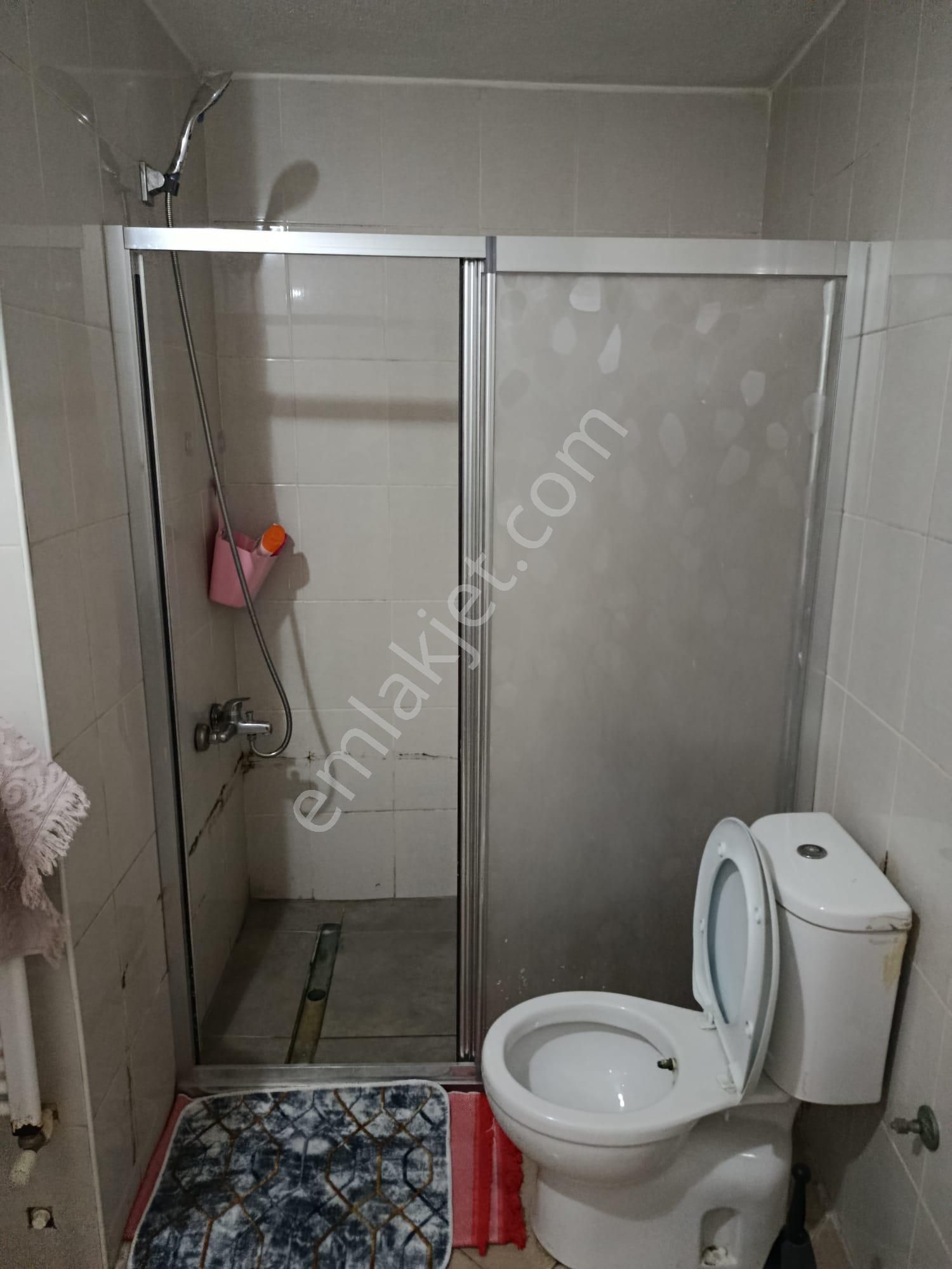 Fındıklı Mahallesi Kiralık Oda Arkadaşı - Görsel 10