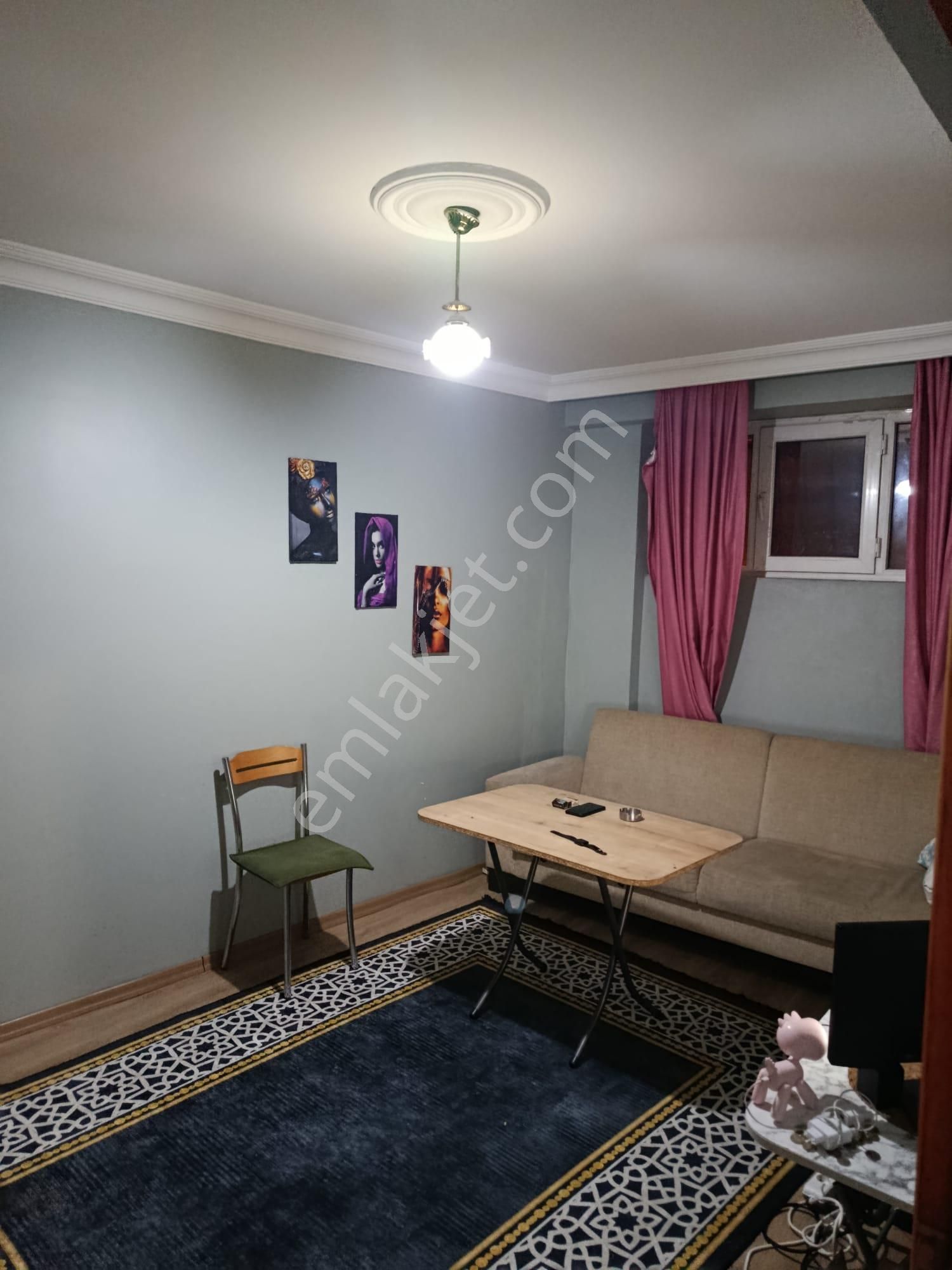 Fındıklı Mahallesi Kiralık Oda Arkadaşı - Görsel 2