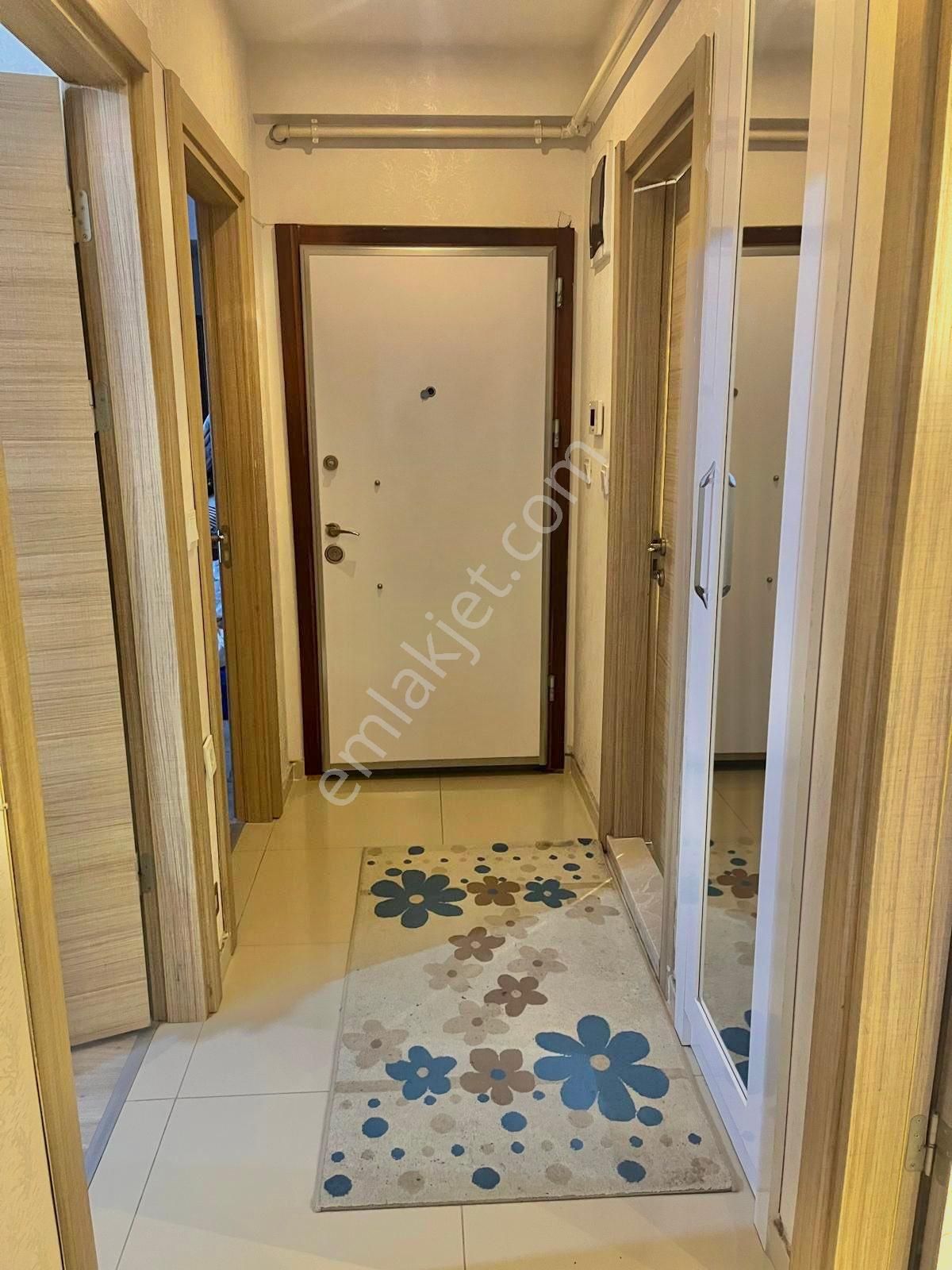 Çiğli Eğitim Araştırma Hast Yakını Kiralik Full Eşyalı 2+1 Daire - Görsel 18