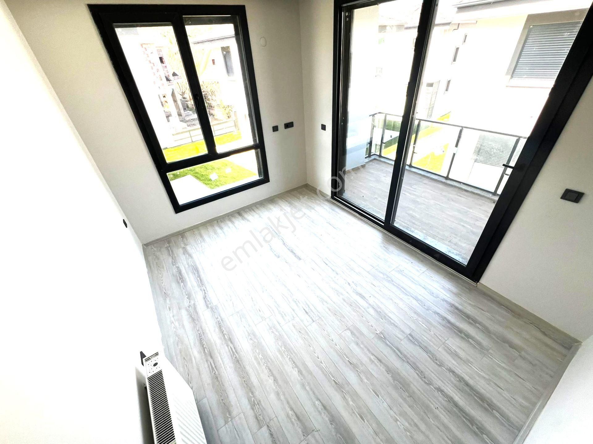 Burhaniye Pelitköy'de Aygülden Sıfır Denize100mt Nezih Siteiçi Bağımsız Ultra Lüks 3+1 Satılık Villa - Görsel 26