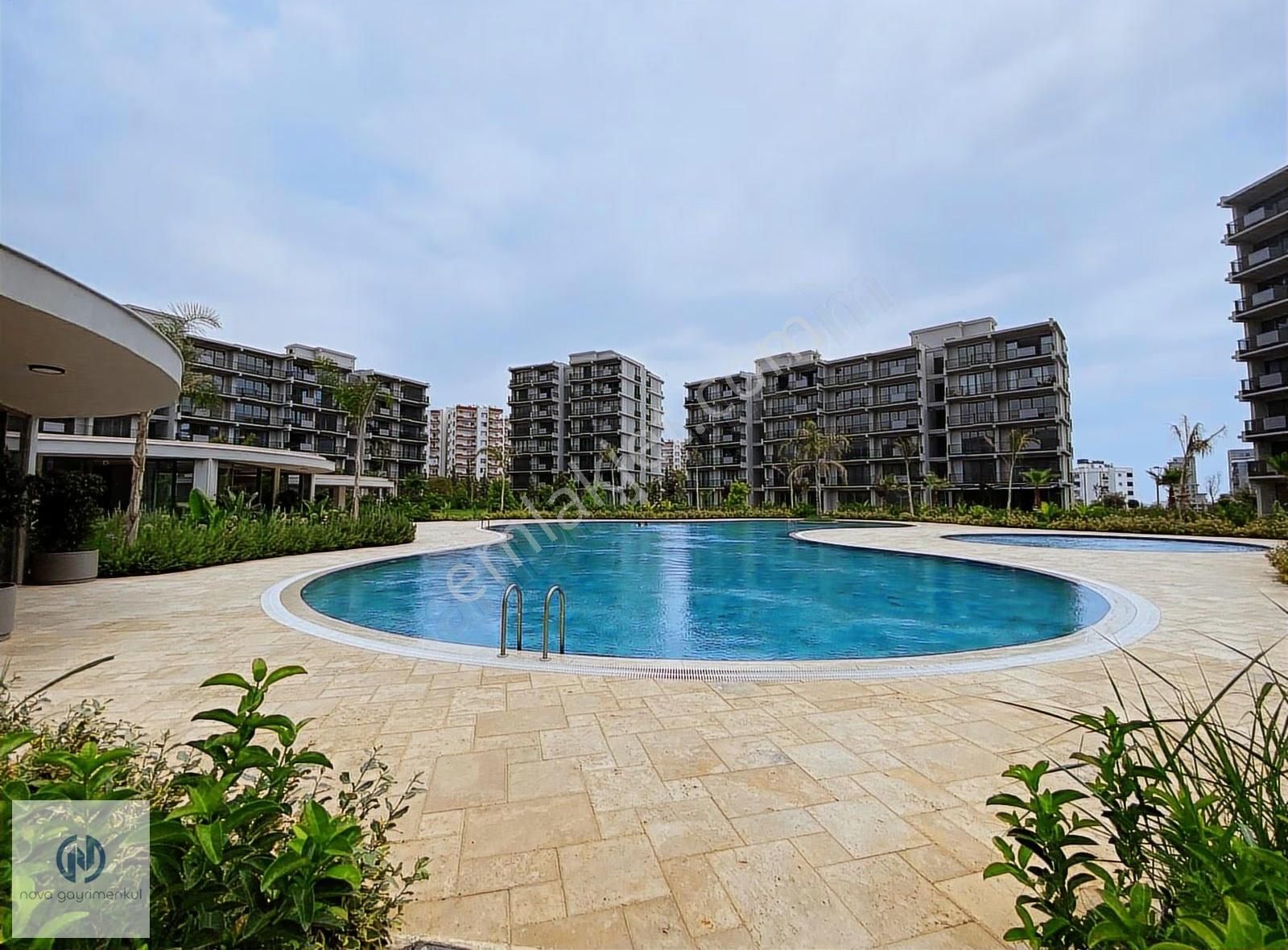 **nova** Eski Mezitli Mb Verde Evlerinde Kiralık 2+1 Bahçe Katı