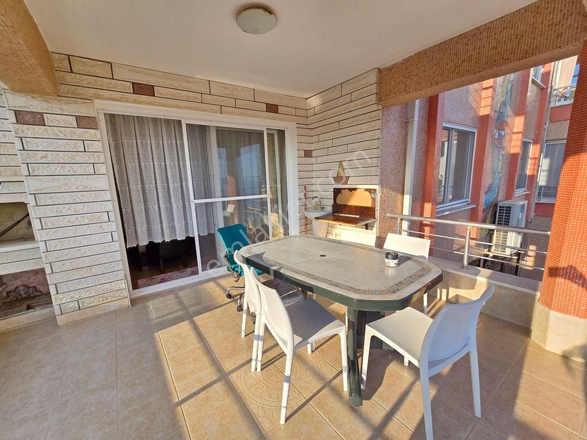 Altınoluk Satılık Villa / Deniz Manzaralı / Merkezde / Özel Yapım / Türk Hamamlı - Görsel 12