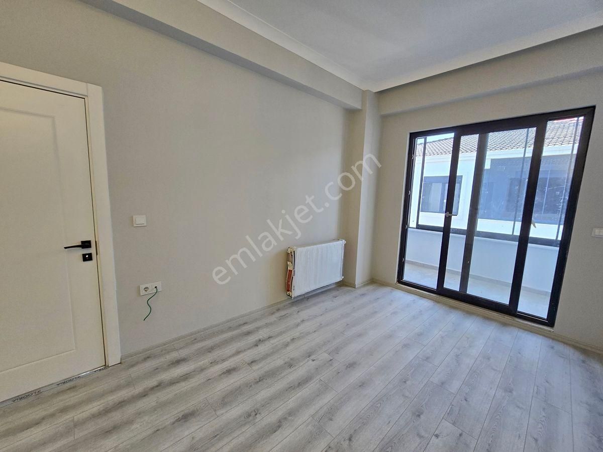 Akçay Altınkum Satılık Daire / Sıfır / Arakat / Ön Cephe / Ayrı Mutfak - Görsel 19