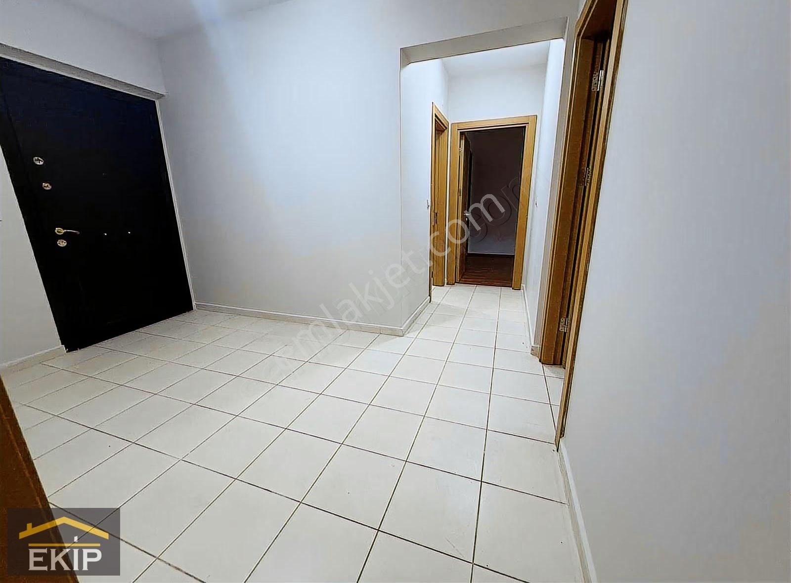 Polat Hill Twon-2 Sitesinde Giriş Katı 120m2 2+1 - Görsel 8