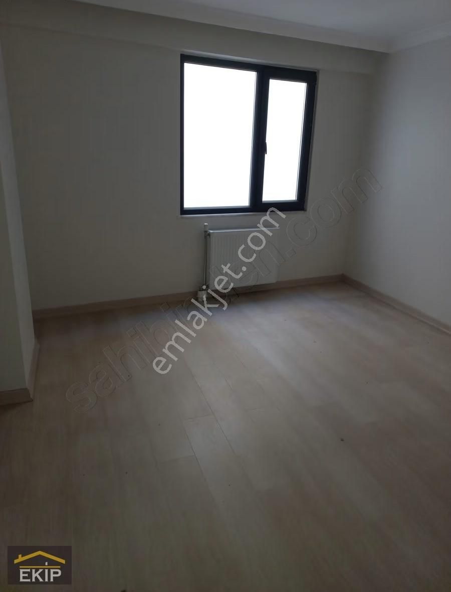 Kağıthane Ceylan Panorama'da Boş Büyük 2+1 Ara Kat - Görsel 7