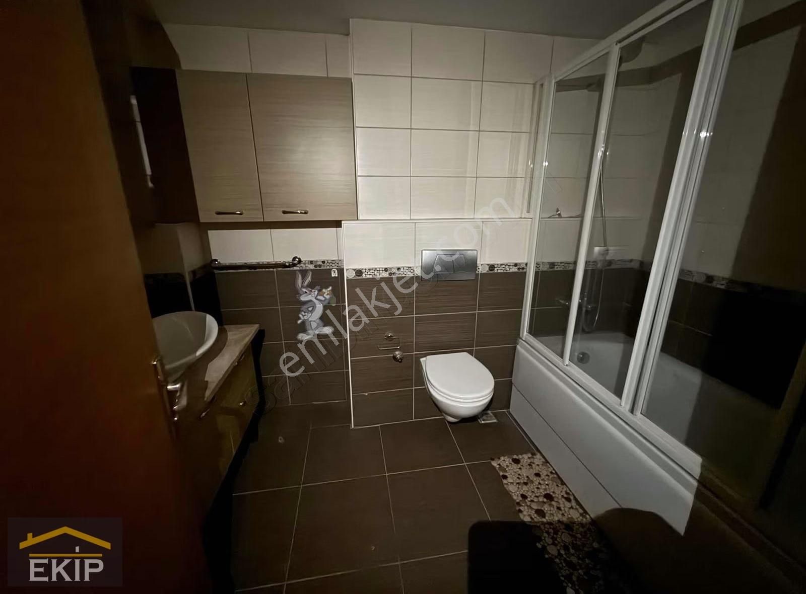 Pera Evlerinde Sitede Bahçe Kullanımlı 140m2 3+1 - Görsel 25