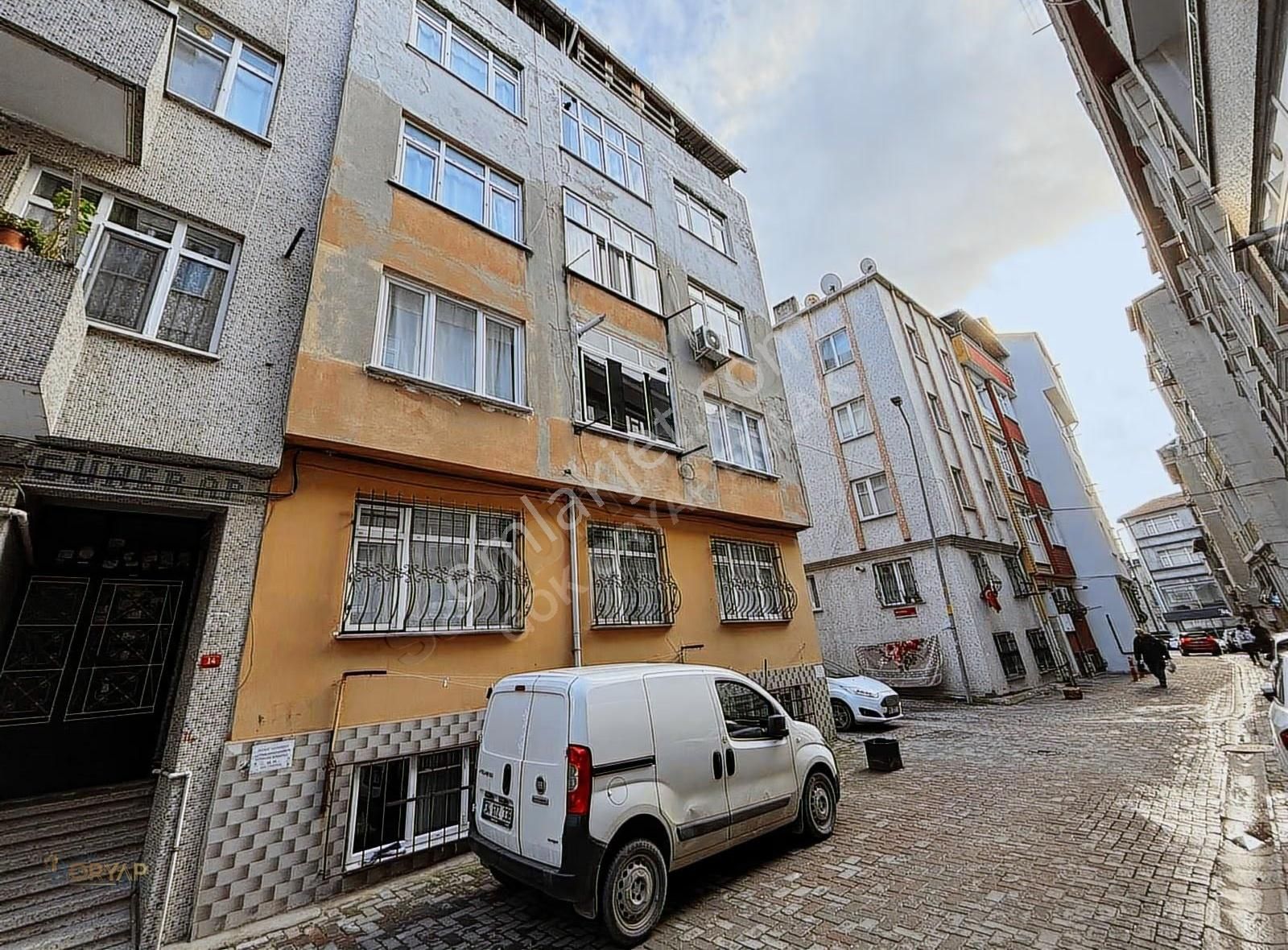 Gök Oryap'tan Satılık Merkezi Konumda Bakımlı 2+1 Fırsat Daire! - Görsel 25