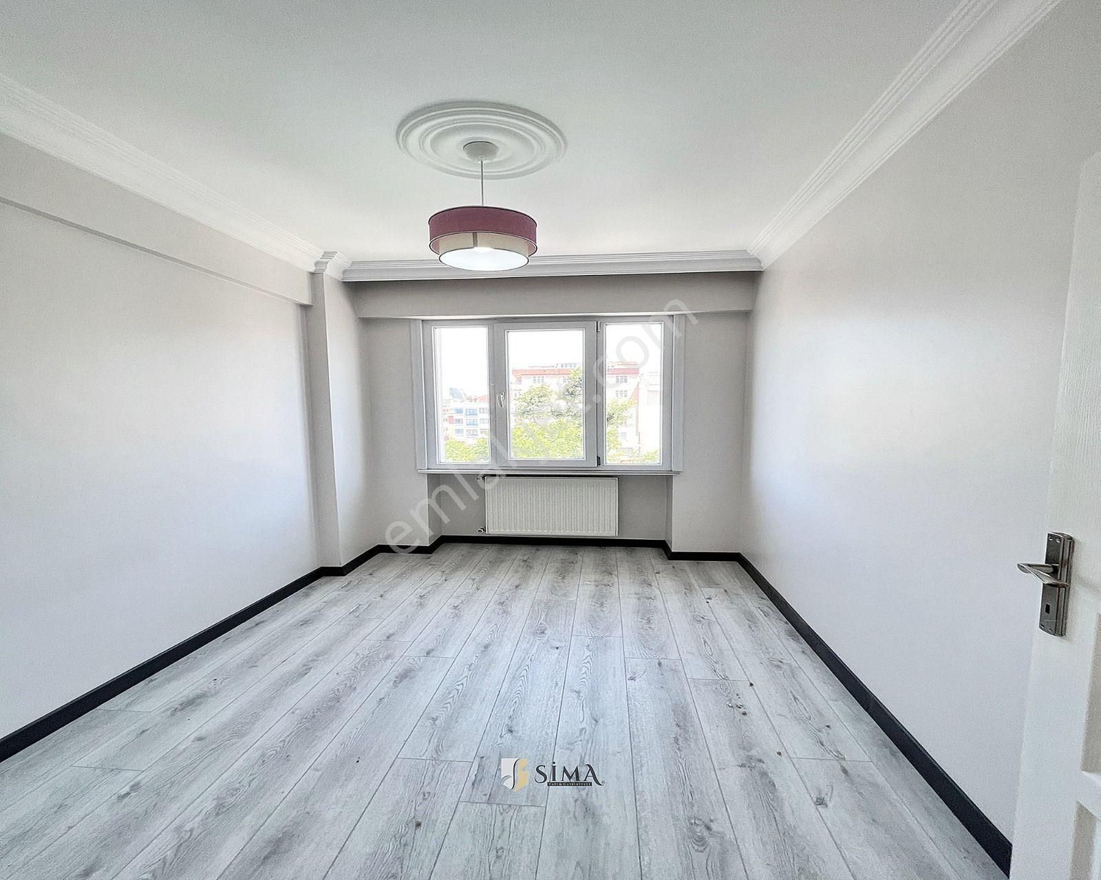 Güzelyurt Mah . Metrobüse Yürüme Mesafesi 7 Dk 2+1 Ara Kat Krediye Ugun Daire - Görsel 8