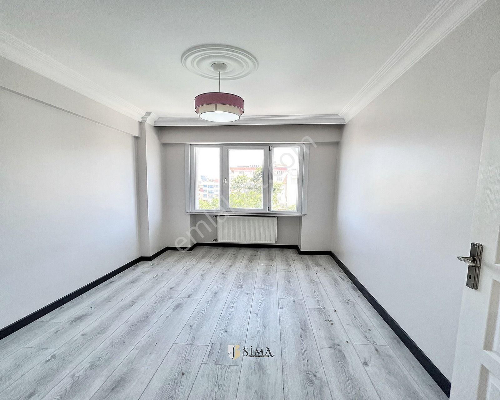 Güzelyurt Mah . Metrobüse Yürüme Mesafesi 7 Dk 2+1 Ara Kat Krediye Ugun Daire - Görsel 22