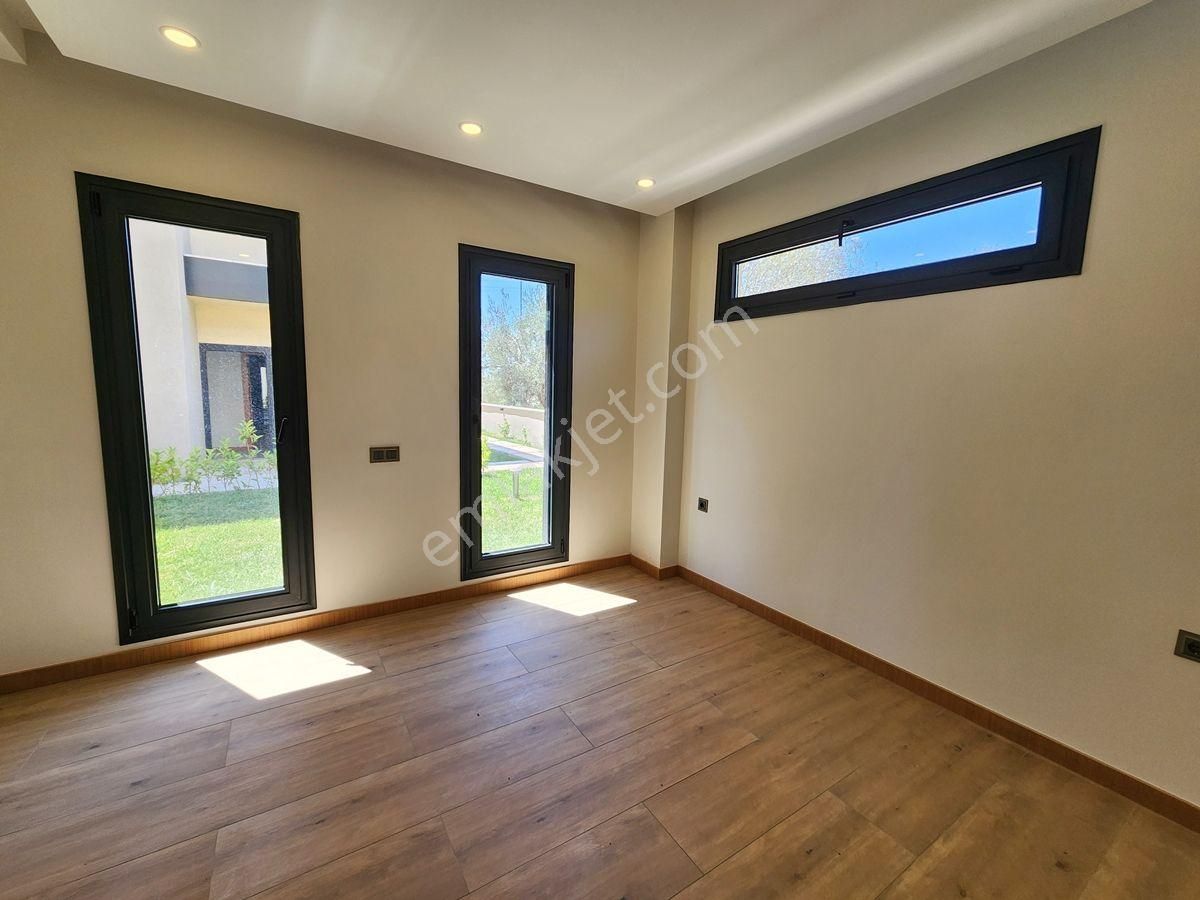 Güre Satılık Villa / Özel Havuzlu / Özel Tasarım Sıfır Villa / Doğa İçinde - Görsel 15