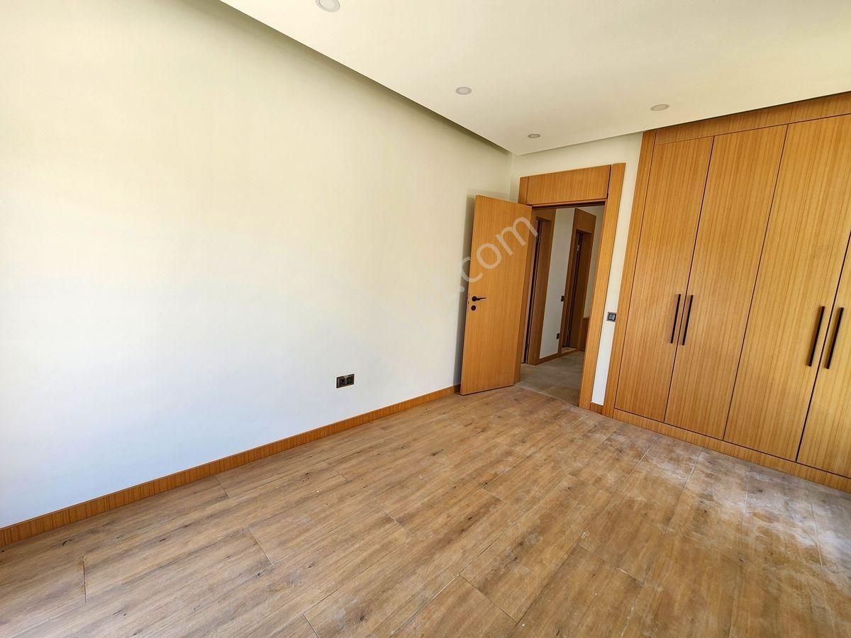 Güre Satılık Villa / Özel Havuzlu / Özel Tasarım Sıfır Villa / Doğa İçinde - Görsel 31