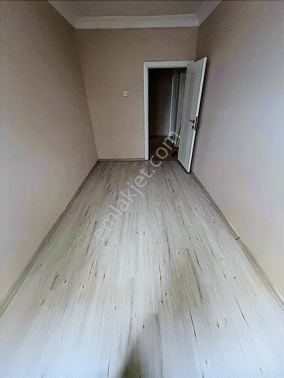 Fazelden Sobacılar Sokakta Ara Kat 2+1 - Görsel 12