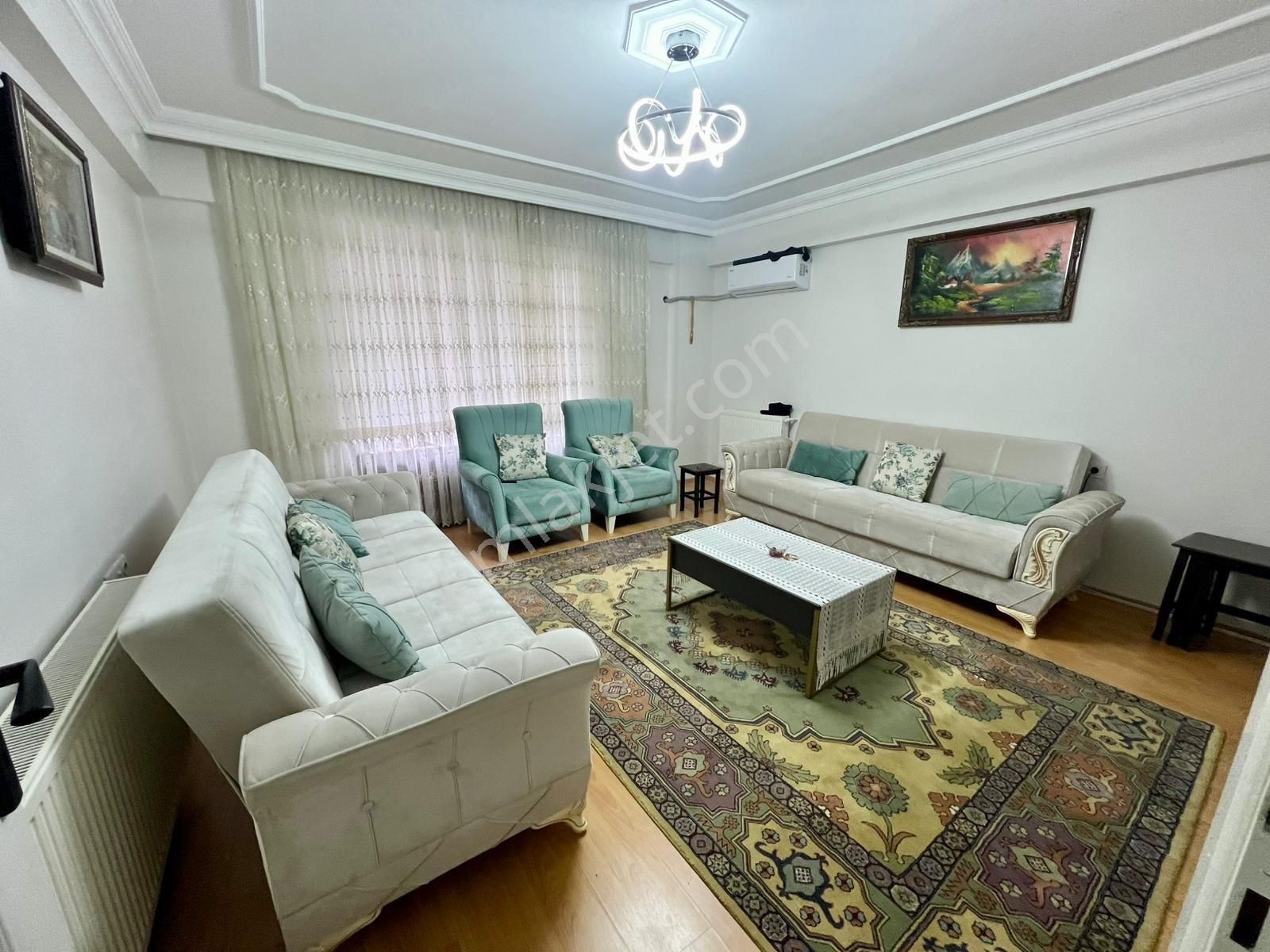 Karamanda 160 M2 3+1 Arakat 18 Yıllık Fırsat Satılık Daire