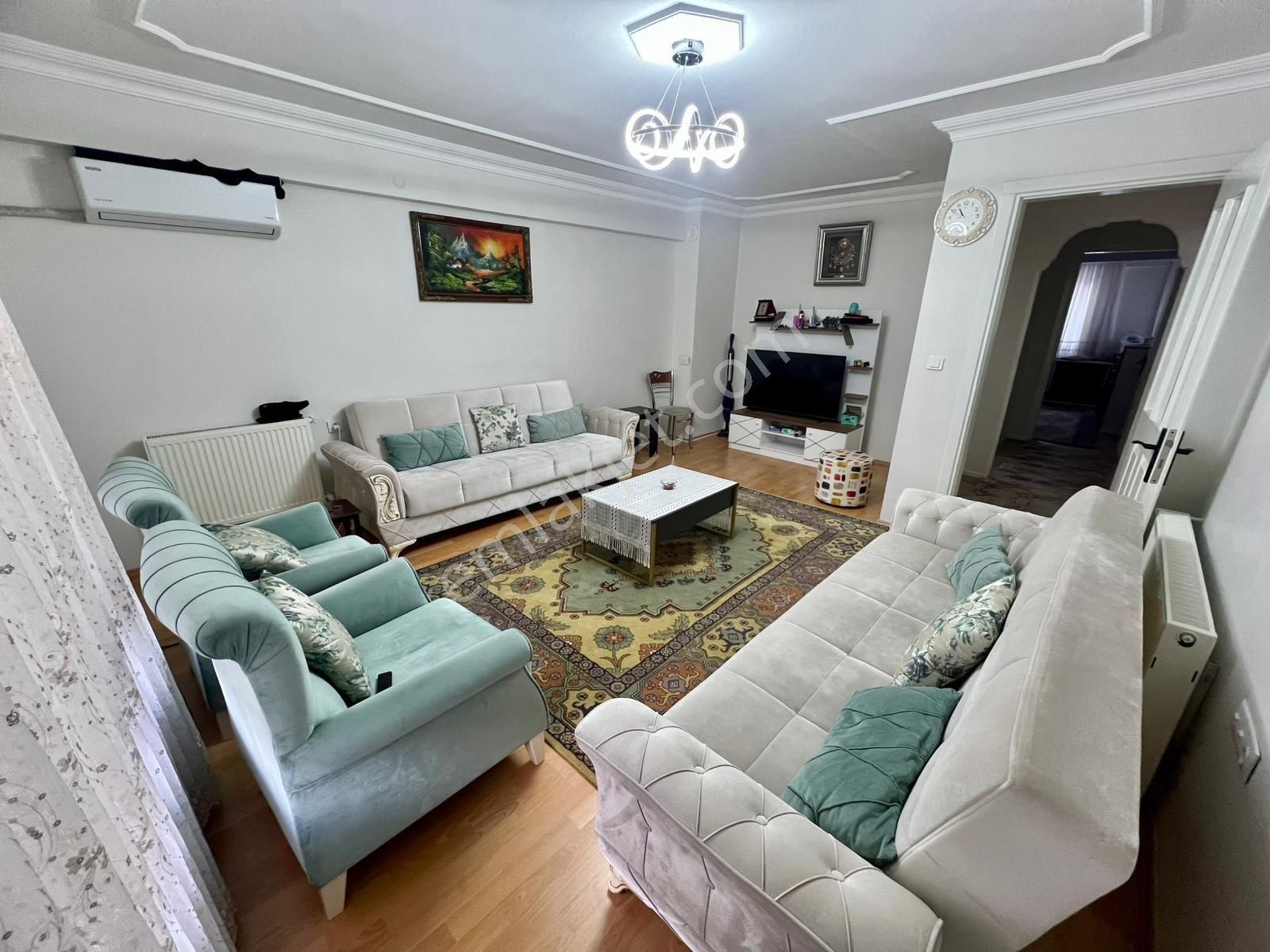 Karamanda 160 M2 3+1 Arakat 18 Yıllık Fırsat Satılık Daire - Görsel 2