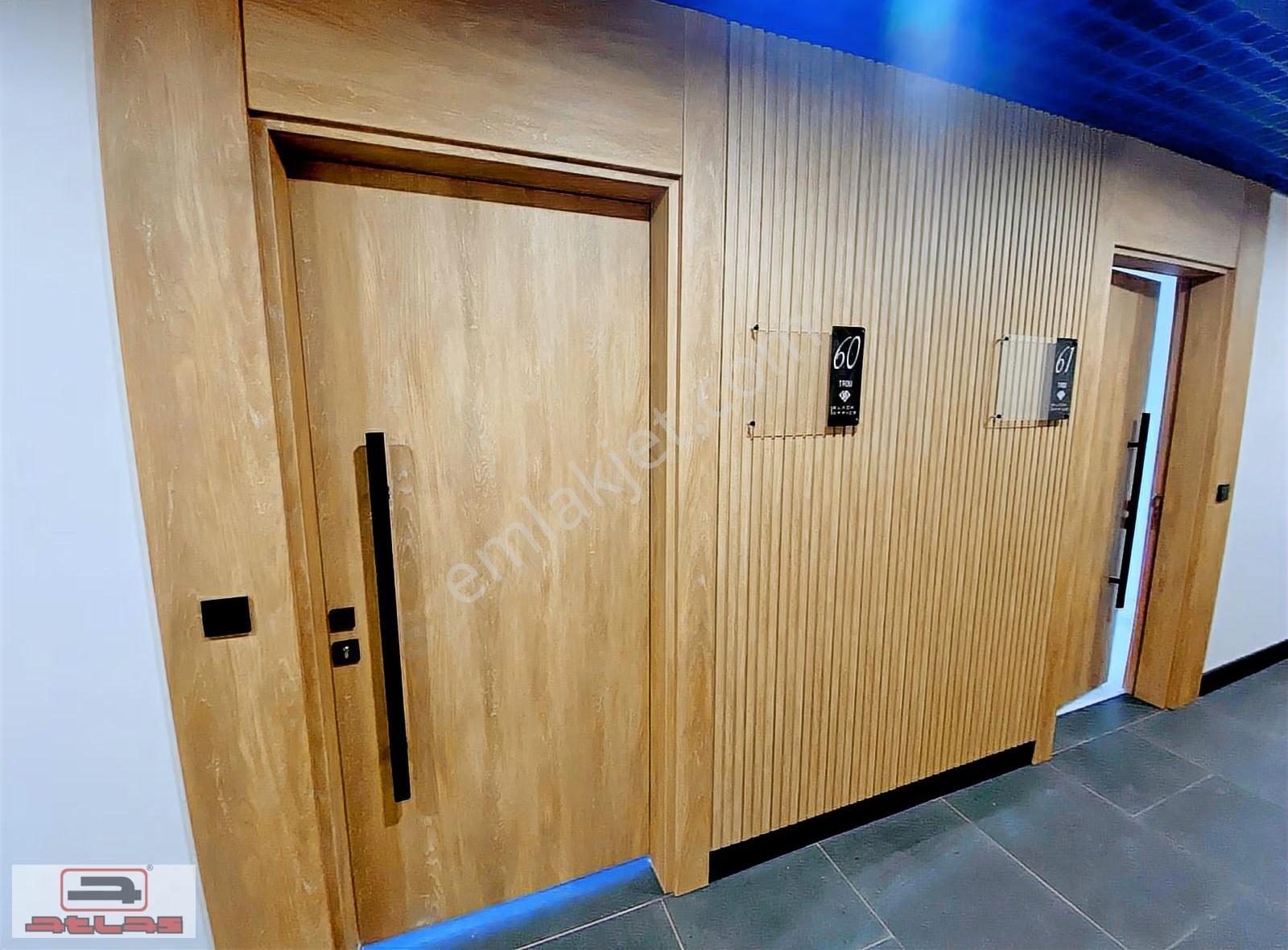 Atlas Emlak Satılık Ofis Büro İşyeri Plaza E5 İzmit - Görsel 5