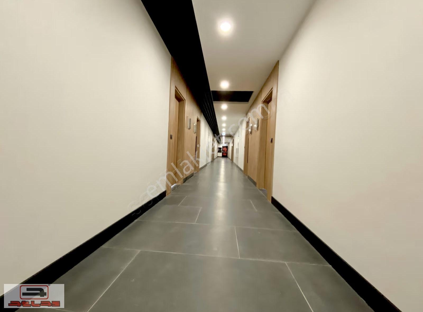 Atlas Emlak Satılık Ofis Büro İşyeri Plaza E5 İzmit - Görsel 22