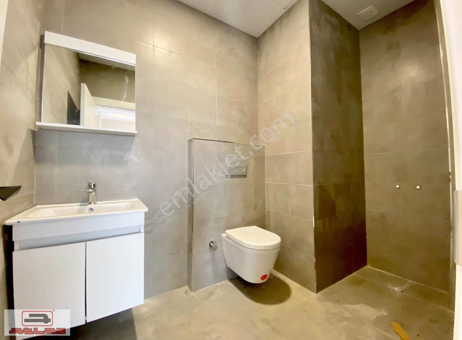 Atlas Emlak Satılık Ofis Büro İşyeri Plaza E5 İzmit - Görsel 23