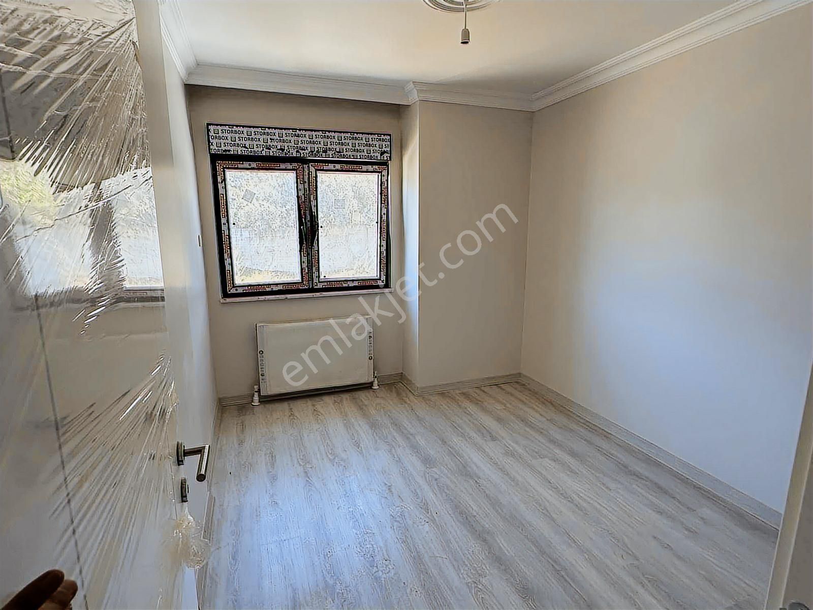 Realist Gayrimenkulden Satılık 3 + 1 Daire - Görsel 15