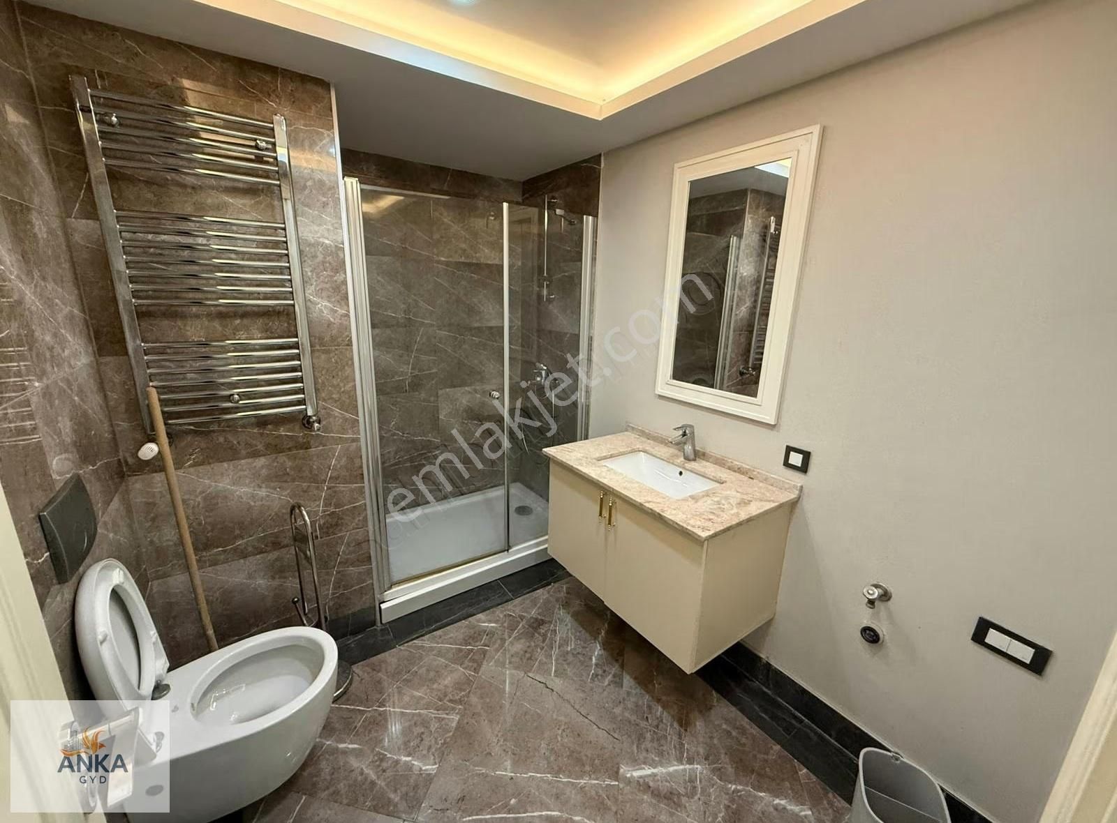 Venezia'da Full Balkon 2 Banyo Şehir Mnz Boş Satılık 2+1 Daire - Görsel 29