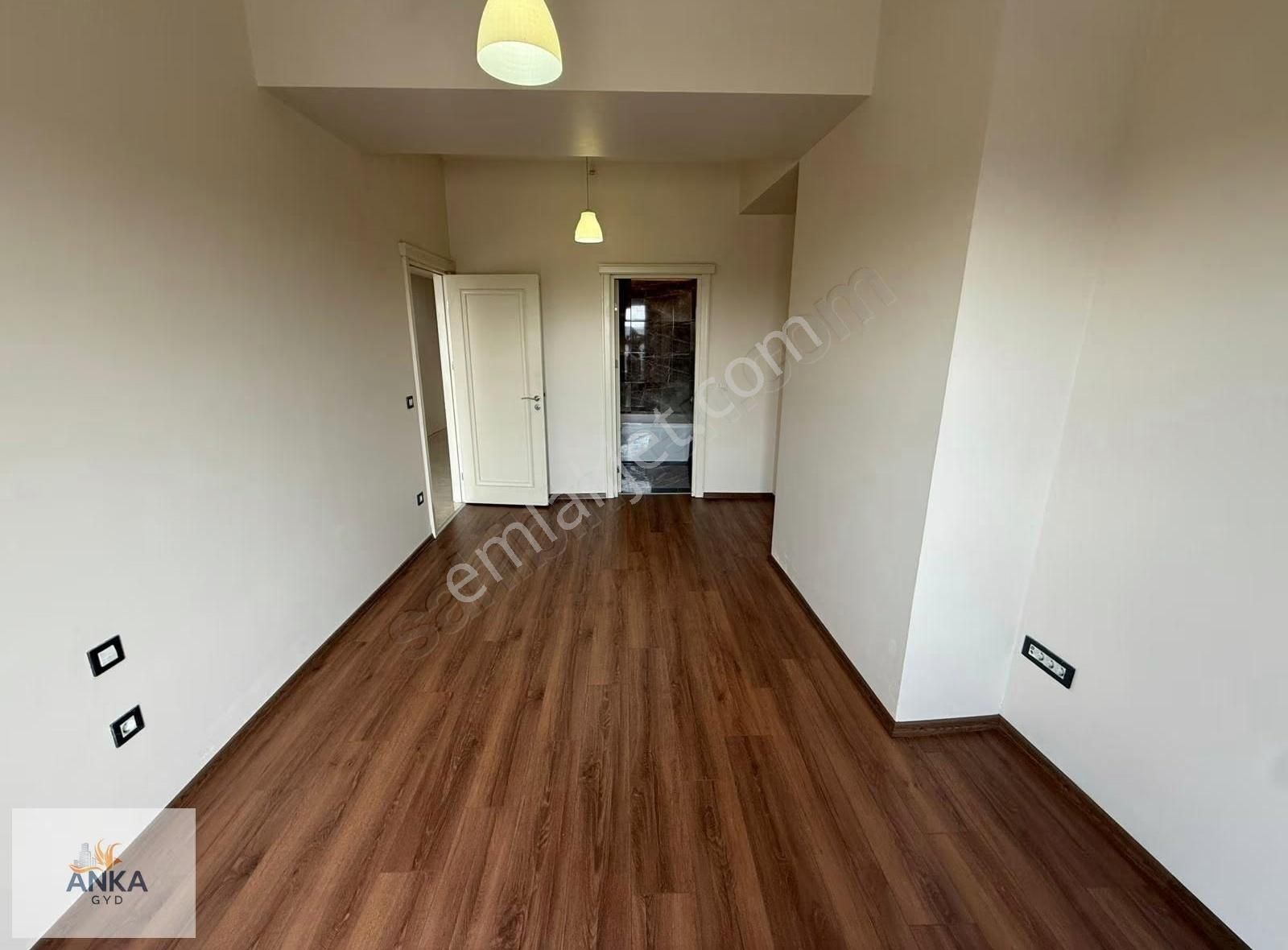 Venezia'da Full Balkon 2 Banyo Şehir Mnz Boş Satılık 2+1 Daire - Görsel 13
