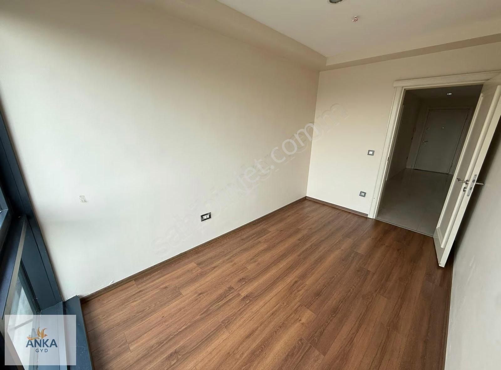 Venezia'da Full Balkon 2 Banyo Şehir Mnz Boş Satılık 2+1 Daire - Görsel 3