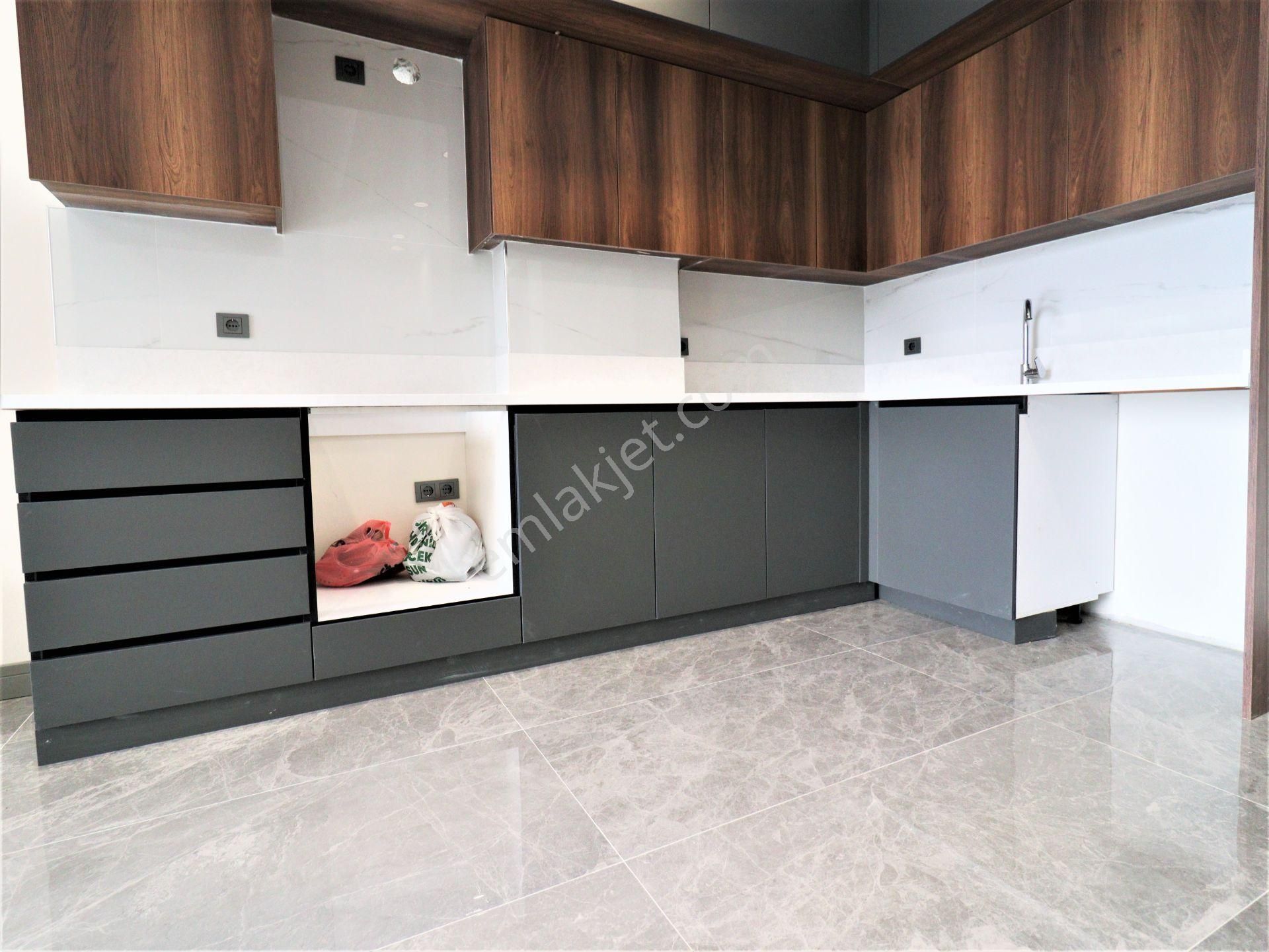 💎aygül'den💎burhaniye İçmeler'de Denize 50 Metre Ful Deniz Manzaralı Tam Bağımsız 4+1 Satılık Villa - Görsel 2