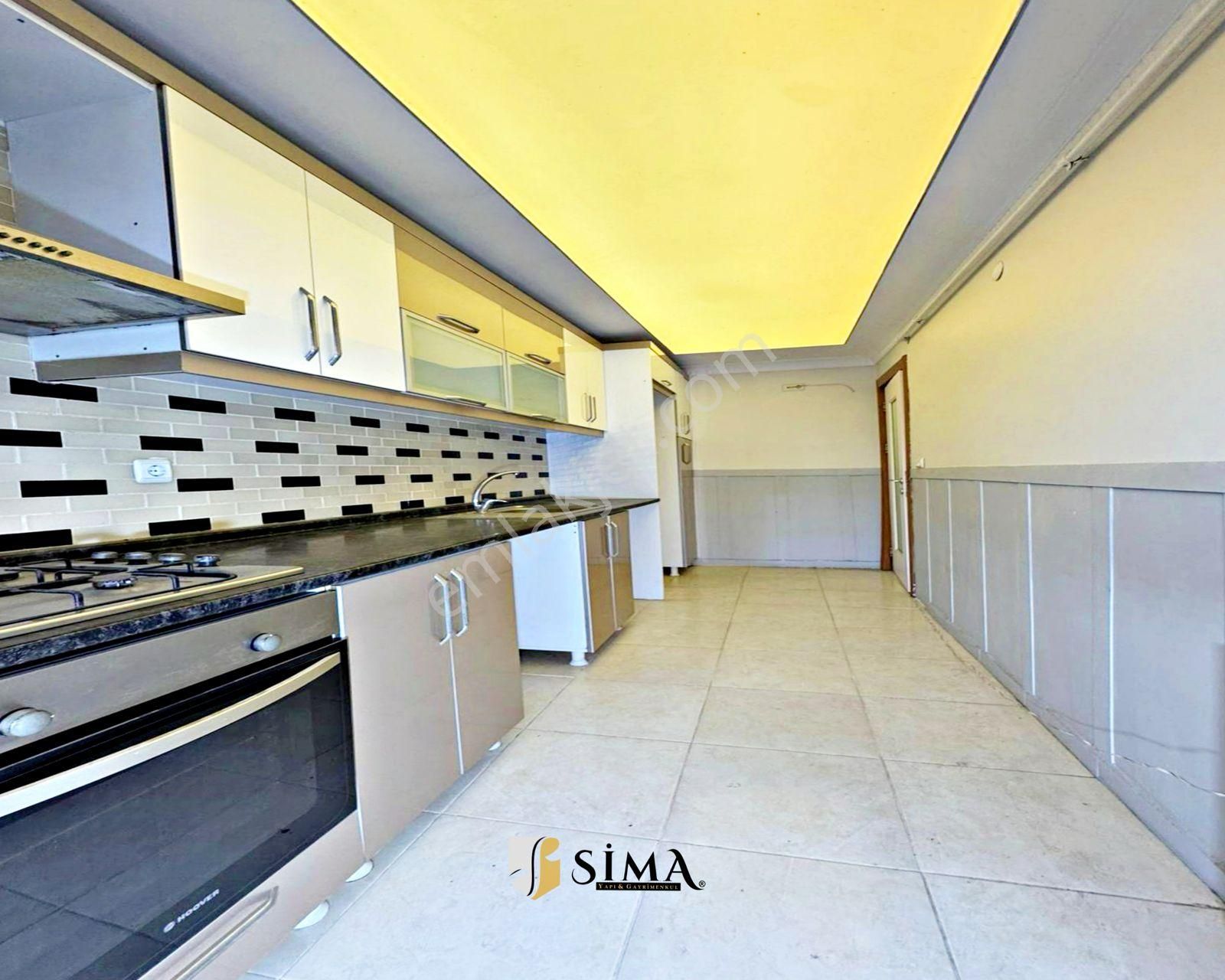 Metrobüse 5 Dk Mesafede Ana Cadde Üzeri 2+1 Arakat Geniş Daire! - Görsel 4