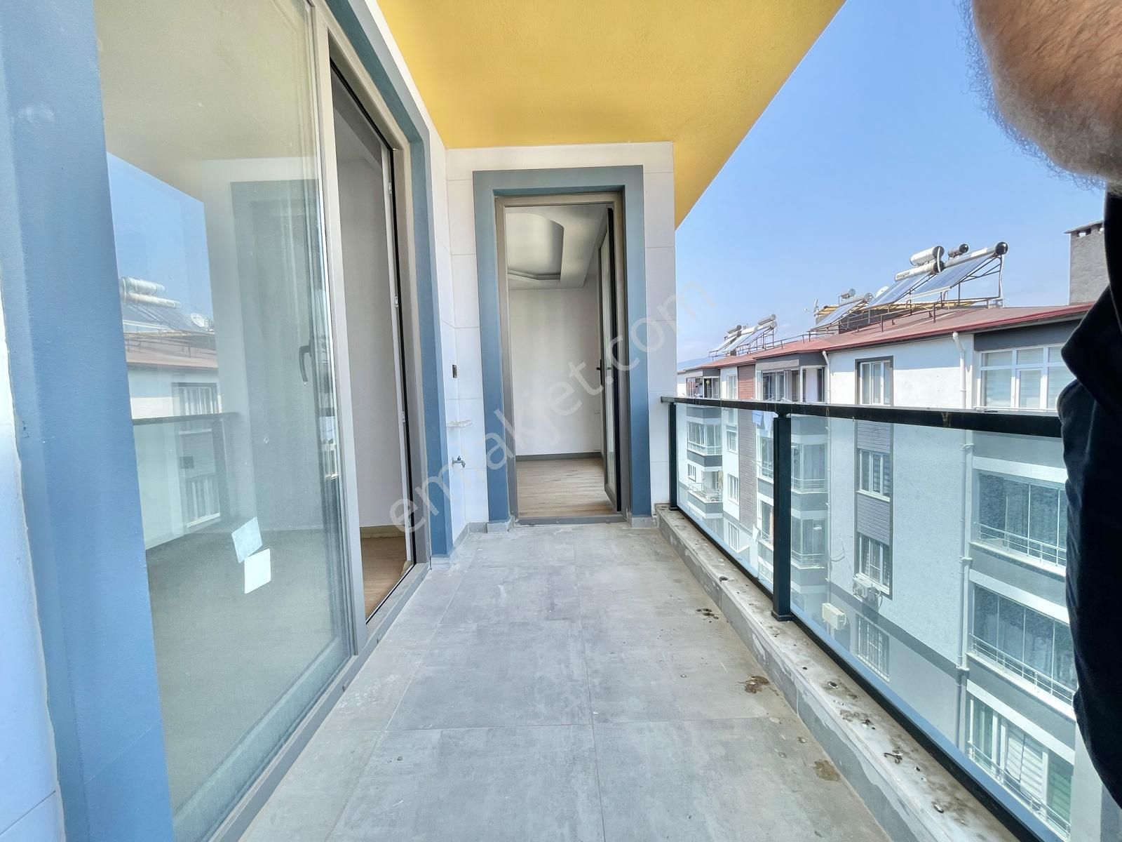 Berkay Demirel'den Satılık Altınkumda Lüks Sıfır 1+1 Daire - Görsel 22