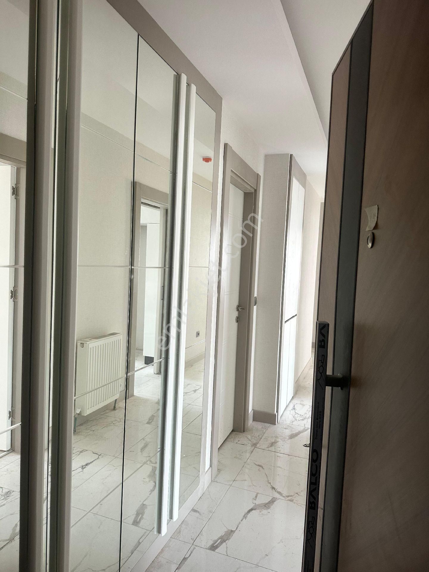 Mia'dan Törekent Serra Bulvar'da Kiralık 3+1 Lüks - Görsel 5
