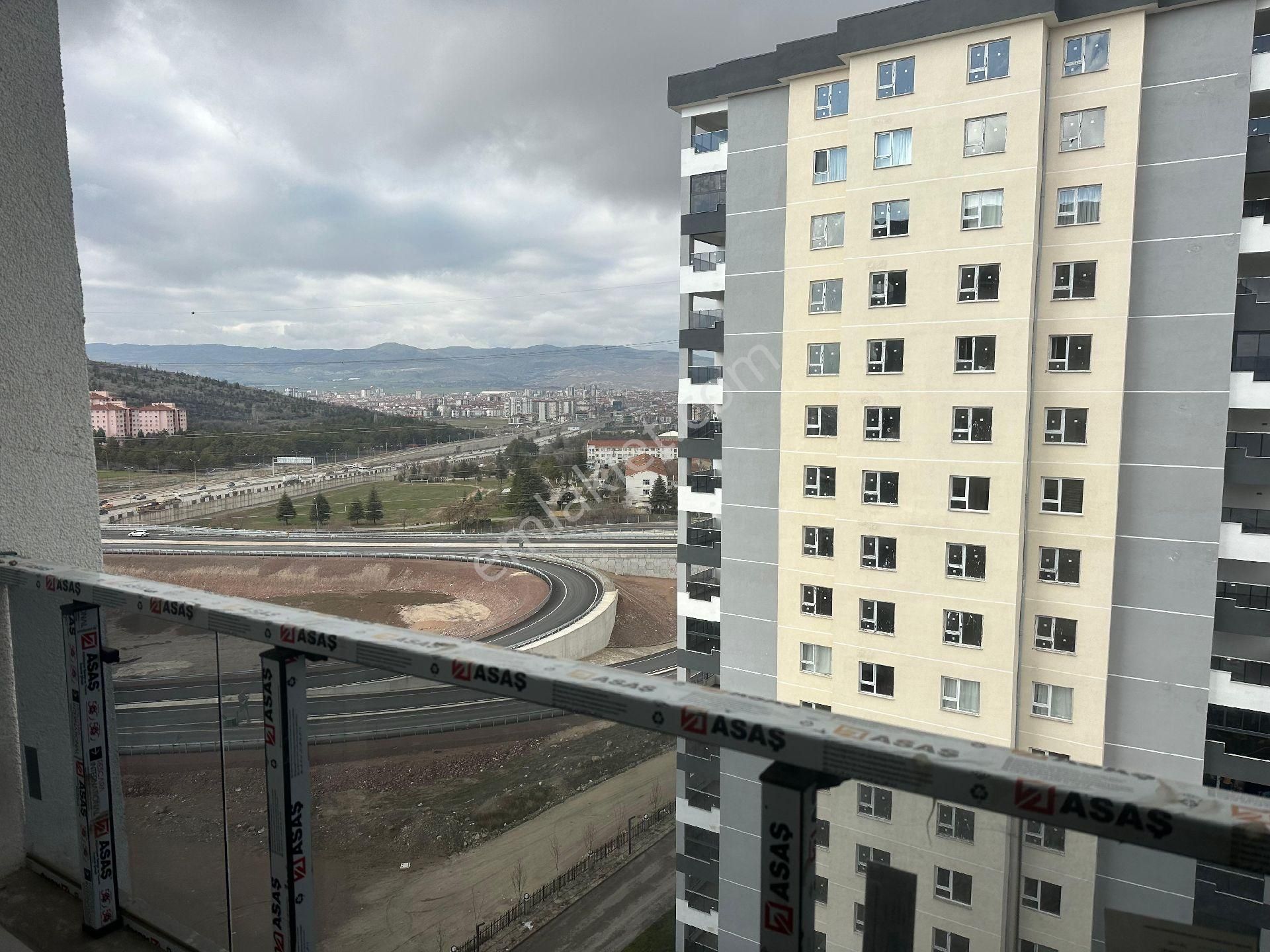 Mia'dan Törekent Serra Bulvar'da Kiralık 3+1 Lüks - Görsel 15