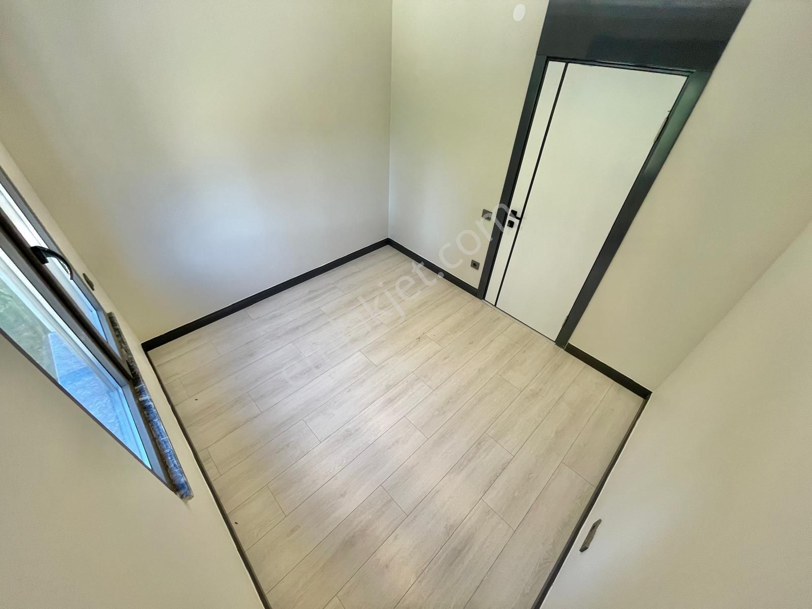 Berkay Demirel'den Akçayda Ebeveyn Banyoluçift Cephe 2+1 Daire - Görsel 31