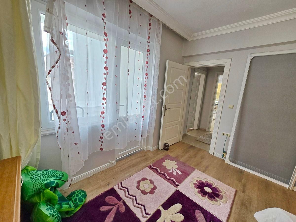 Küçükkuyu Mıhlı Satılık Daire / Denize 150 Metre / Ayrı Mutfak - Görsel 24