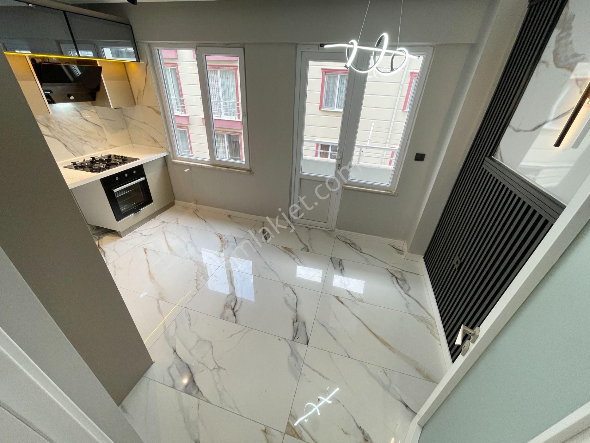 Berkay Demirel'den Altınkumda Ön Cephe Fırsat Masrafsız 2+1 Daire - Görsel 13