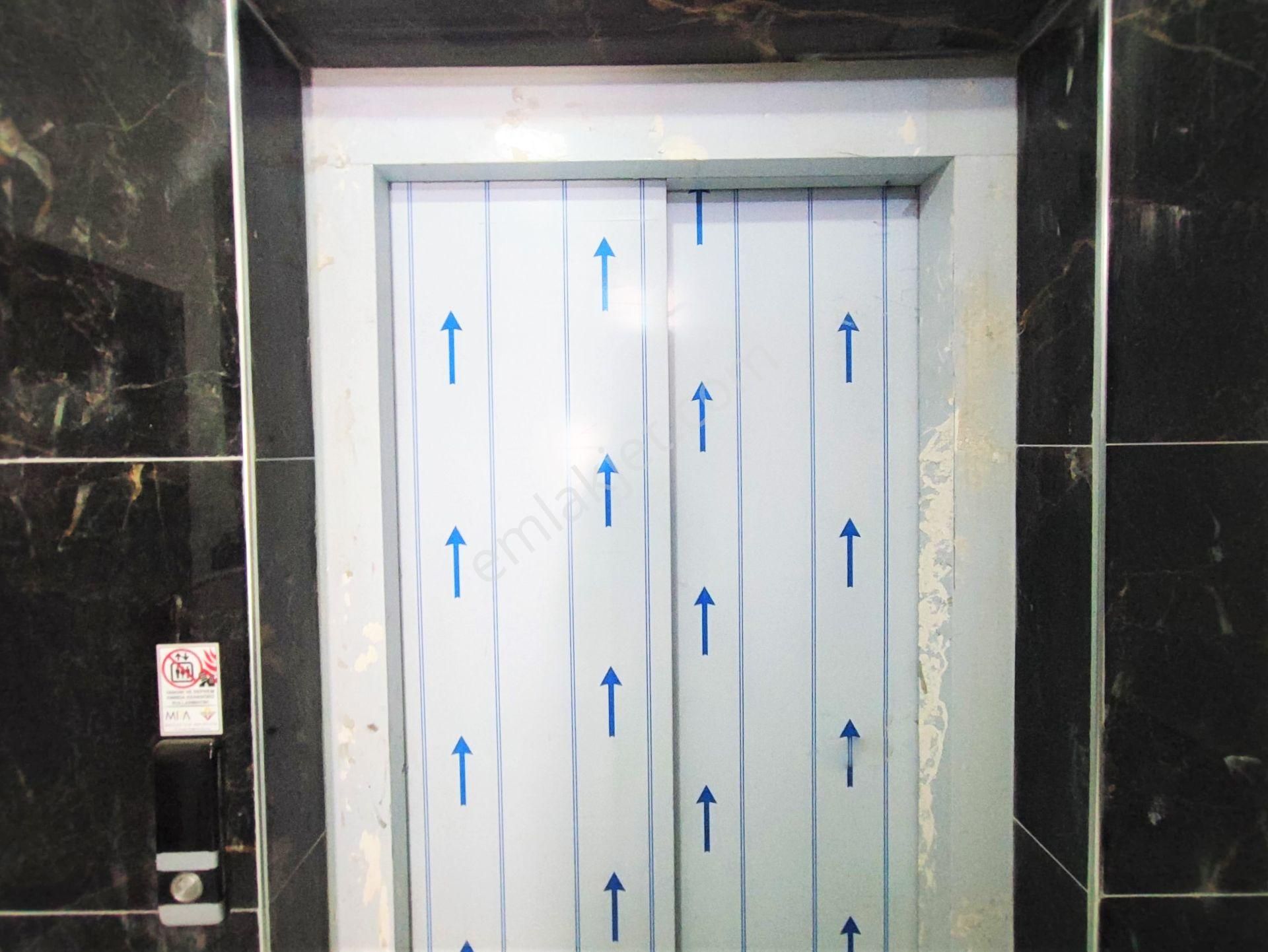 🎀akçay'da Aygül'den Sıfır Denize Çok Yakın Merkezi Lokasyonda Ara Kat Ön Cephe 2+1 Satılık Daireler - Görsel 35