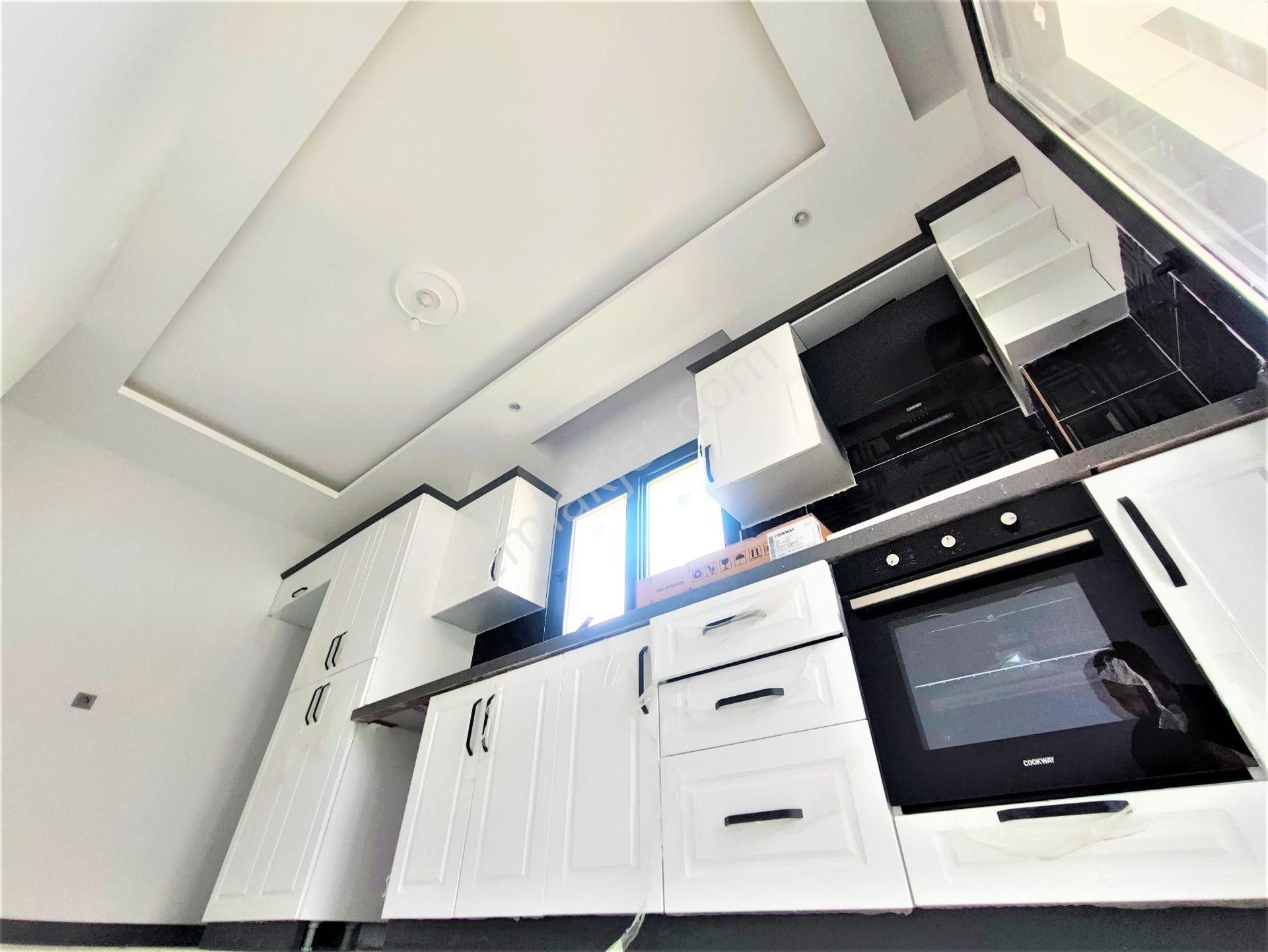 🎀akçay'da Aygül'den Sıfır Denize Çok Yakın Merkezi Lokasyonda Ara Kat Ön Cephe 2+1 Satılık Daireler - Görsel 4