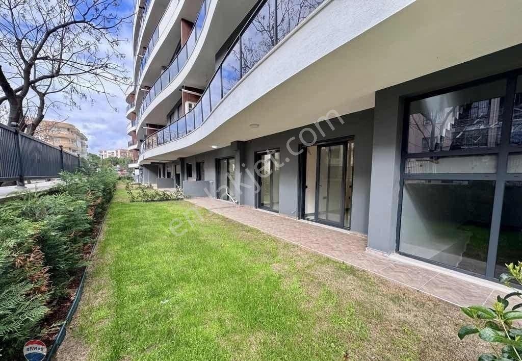 Kuşadası May Suit’te Güvenlikli Havuzlu Sitede Bahçe Katı 2+1 - Görsel 16