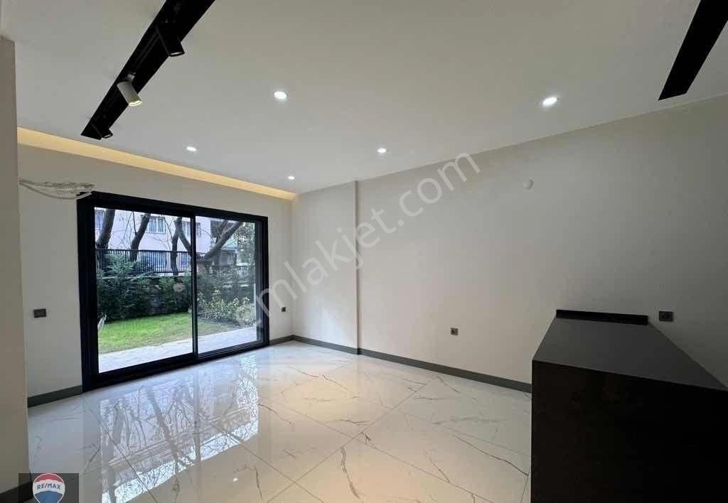 Kuşadası May Suit’te Güvenlikli Havuzlu Sitede Bahçe Katı 2+1 - Görsel 2