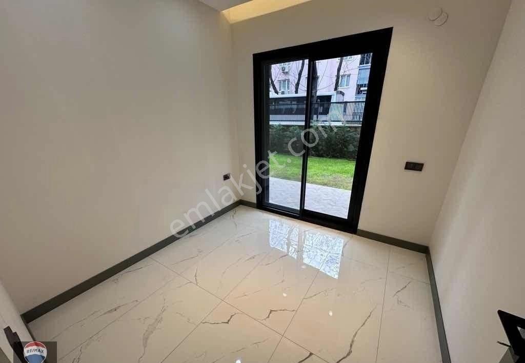 Kuşadası May Suit’te Güvenlikli Havuzlu Sitede Bahçe Katı 2+1 - Görsel 25