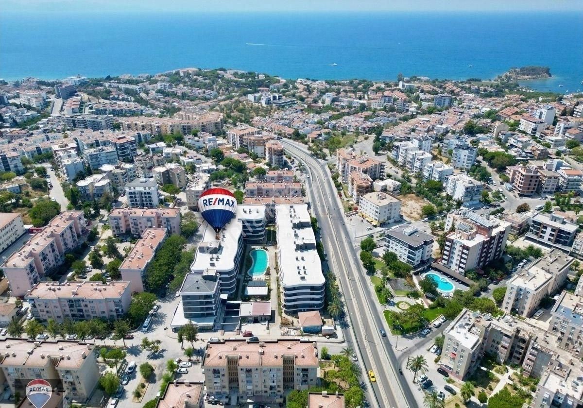 Kuşadası May Suit’te Güvenlikli Havuzlu Sitede Bahçe Katı 2+1 - Görsel 9