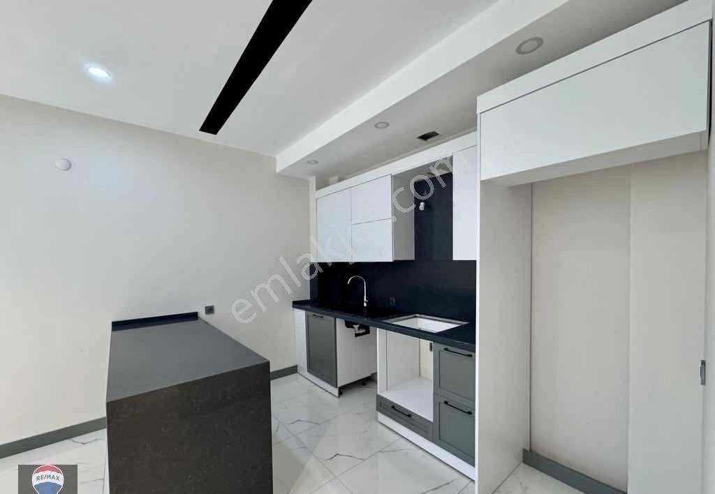 Kuşadası May Suit’te Güvenlikli Havuzlu Sitede Bahçe Katı 2+1 - Görsel 22