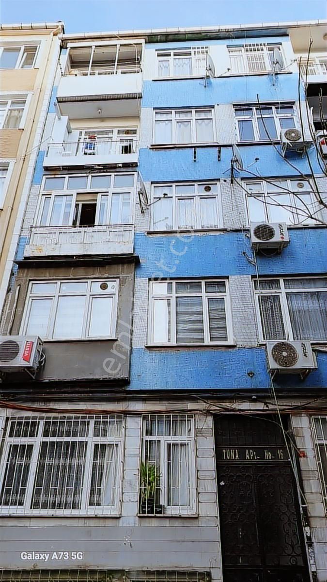 Fatih Akdeniz Cadde Civari 1+l Salon Kiracili Satılık Daire