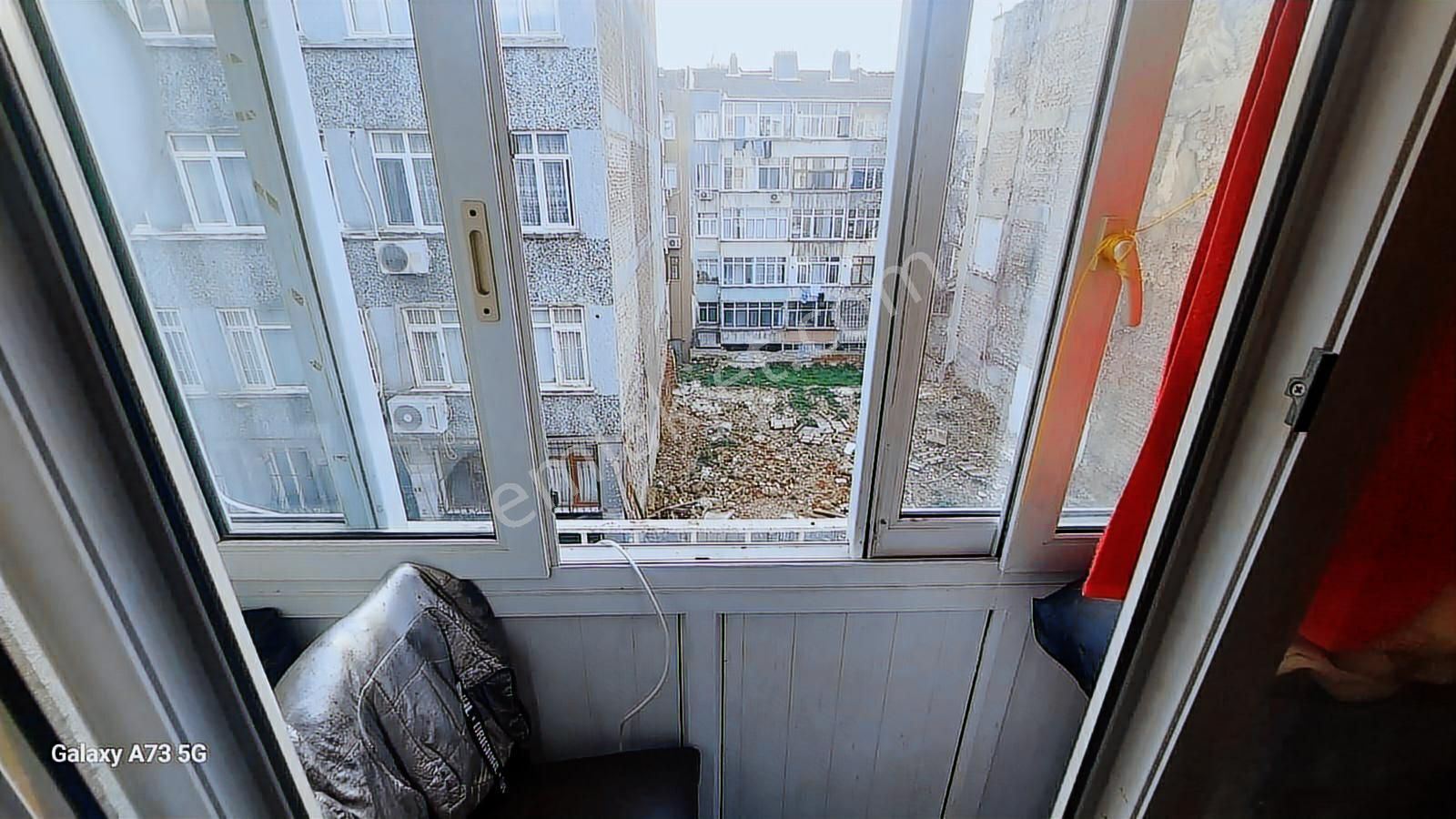 Fatih Akdeniz Cadde Civari 1+l Salon Kiracili Satılık Daire - Görsel 3