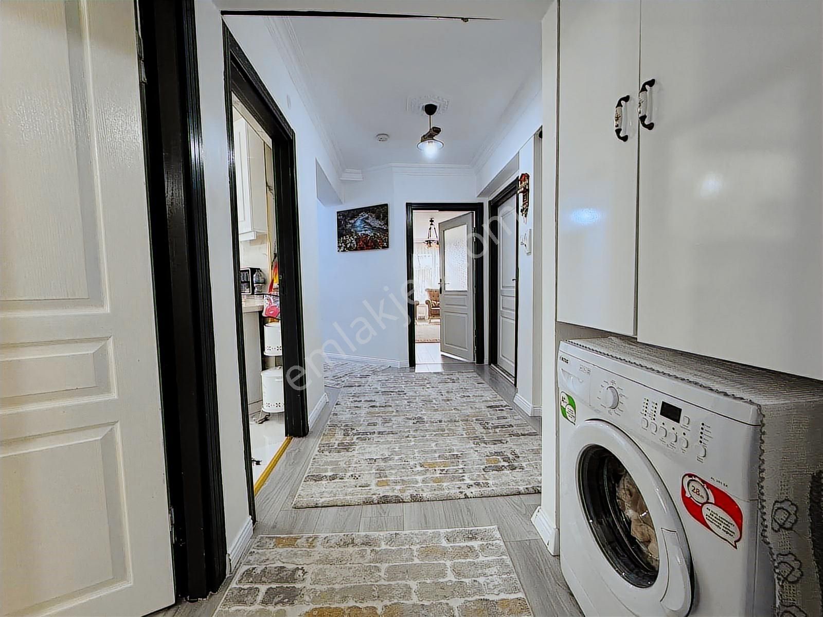 Erdinç Cadde Üzeri Lüx Yapılı Asansörlü Geniş Kullanımlı 3+1!!!! - Görsel 11