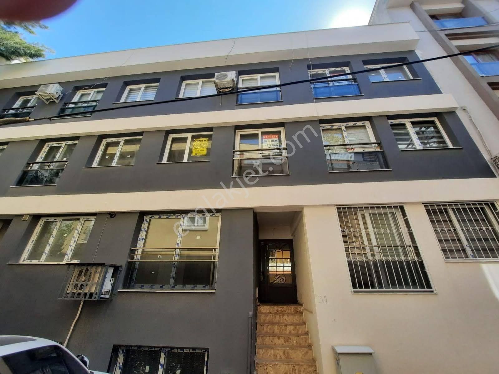 Menderes Mahallesinde Caddenin 1 Arkasında Satılık 1+1 Daire