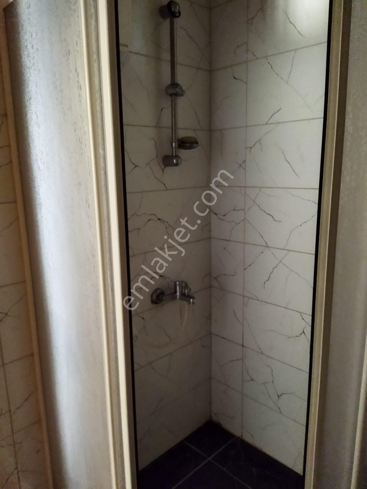 Menderes Mahallesinde Caddenin 1 Arkasında Satılık 1+1 Daire - Görsel 14