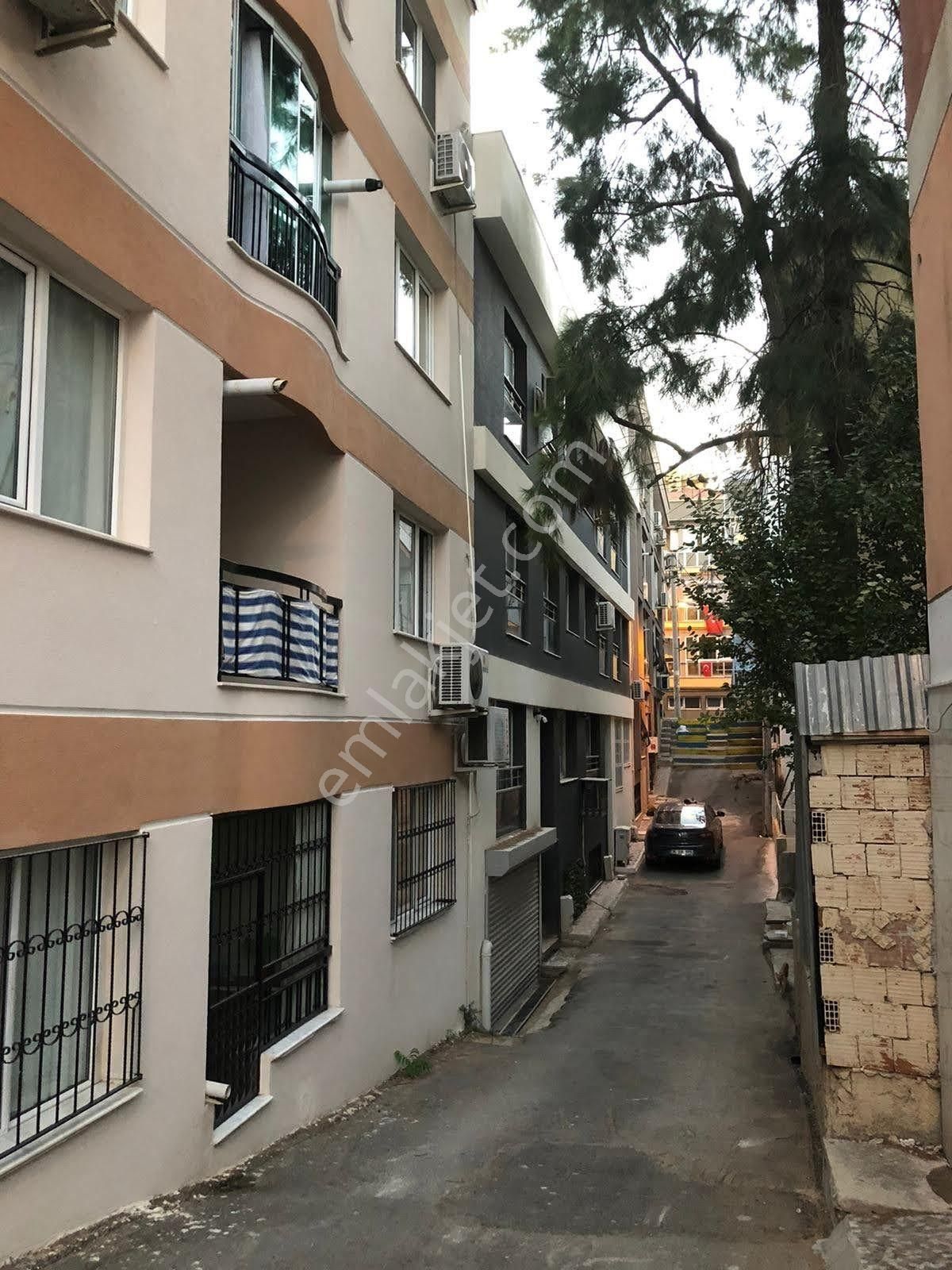 Menderes Mahallesinde Caddenin 1 Arkasında Satılık 1+1 Daire - Görsel 10