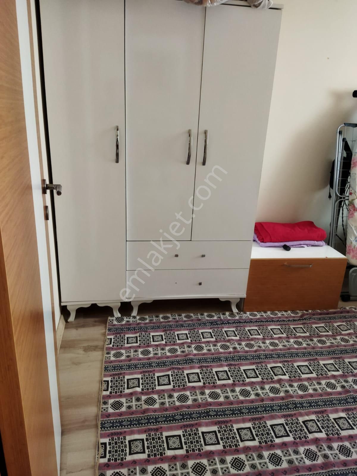 Menderes Mahallesinde Caddenin 1 Arkasında Satılık 1+1 Daire - Görsel 7