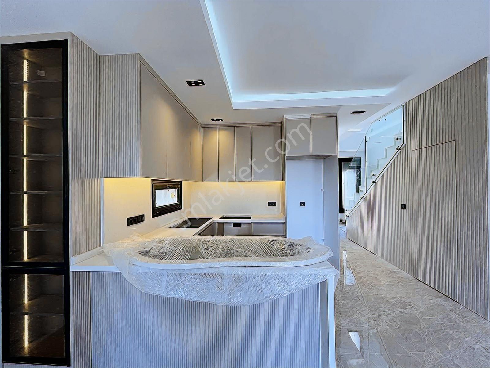 Turgutreis Bahçelievler'de Denize 300 Metre Satılık 3+1 Villa - Görsel 3