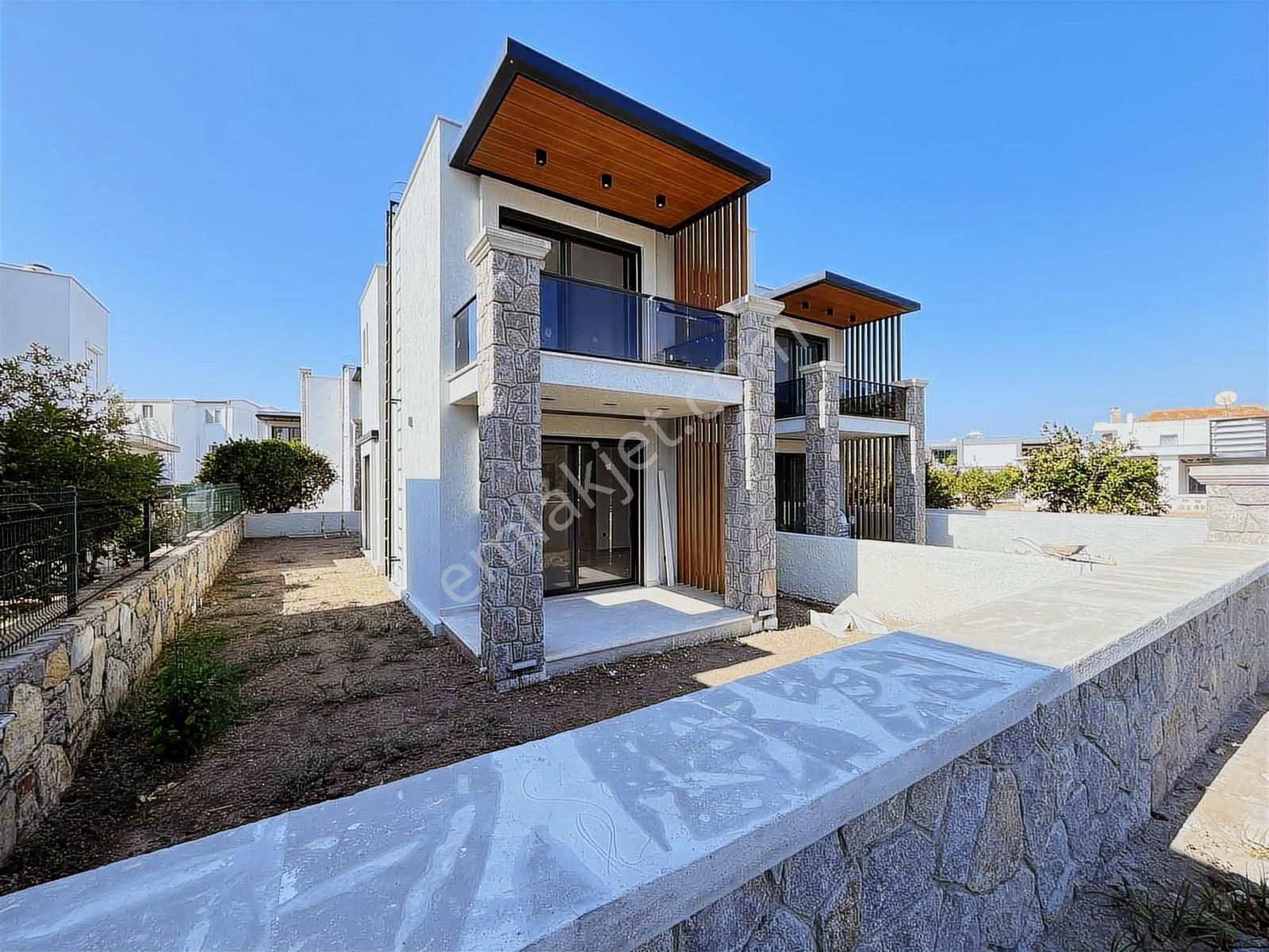 Turgutreis Bahçelievler'de Denize 300 Metre Satılık 3+1 Villa - Görsel 9