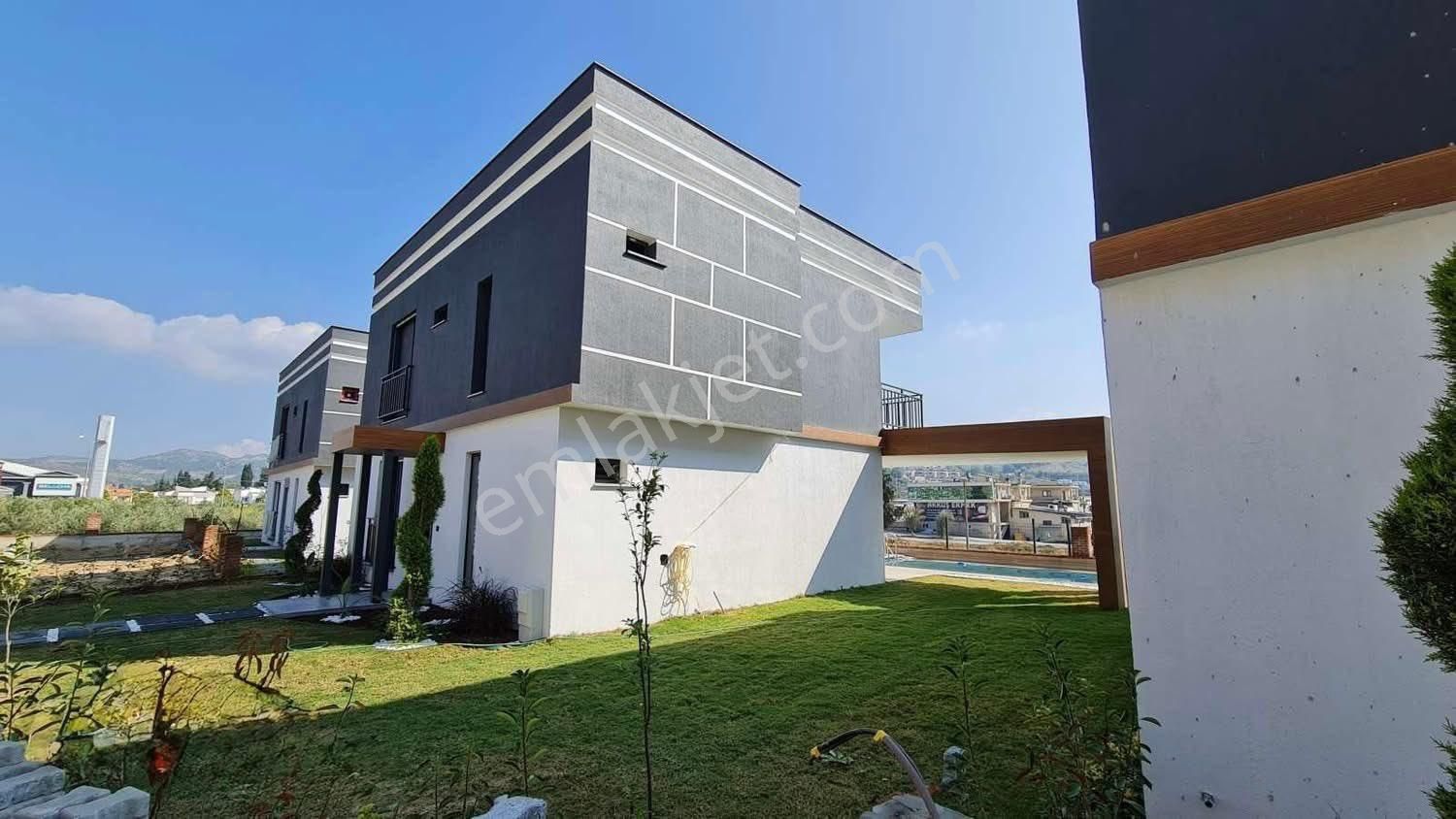 Kuşadası Karaova’da | Avm & Sahile Yakın | Özel Havuzlu | Ultra Lüks 4+1 Villa - Görsel 11